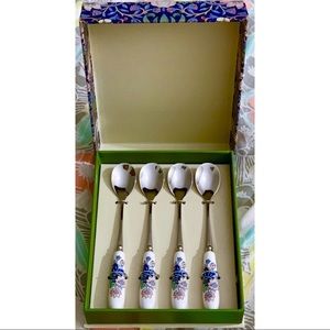 Brand new Spode Morris and Co. Set of 4 teaspoons